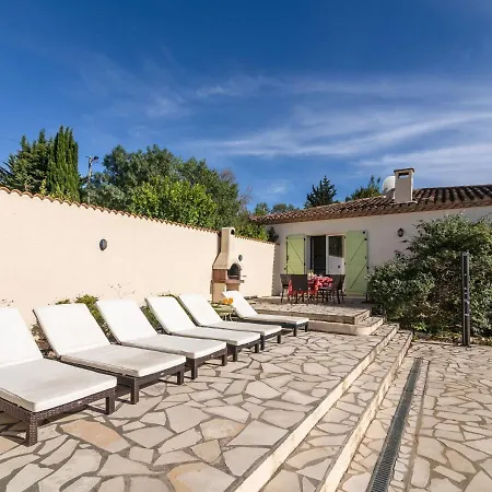 Villa Beautiful With And Heated Pool *