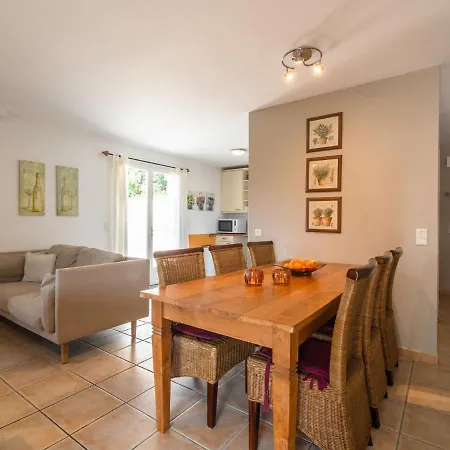 Villa Beautiful With And Heated Pool *