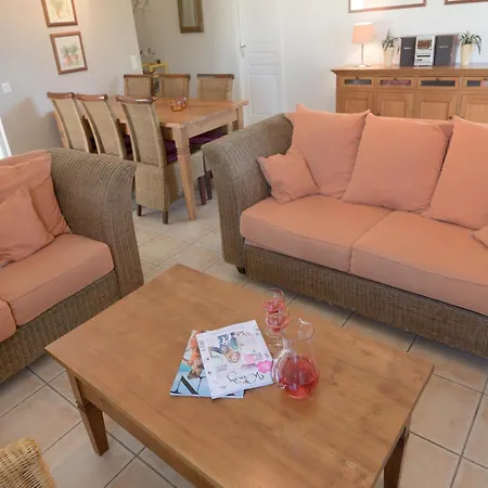 Villa Beautiful With And Heated Pool